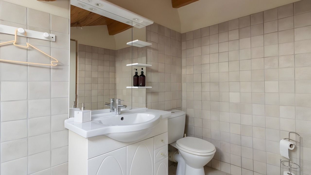 Photo of Bathroom in Vignaux