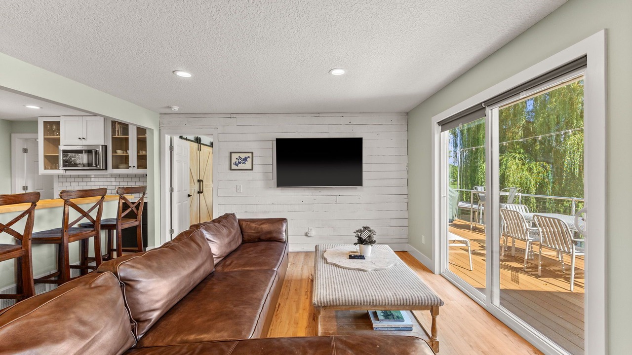 Photo of Livingroom in Mound