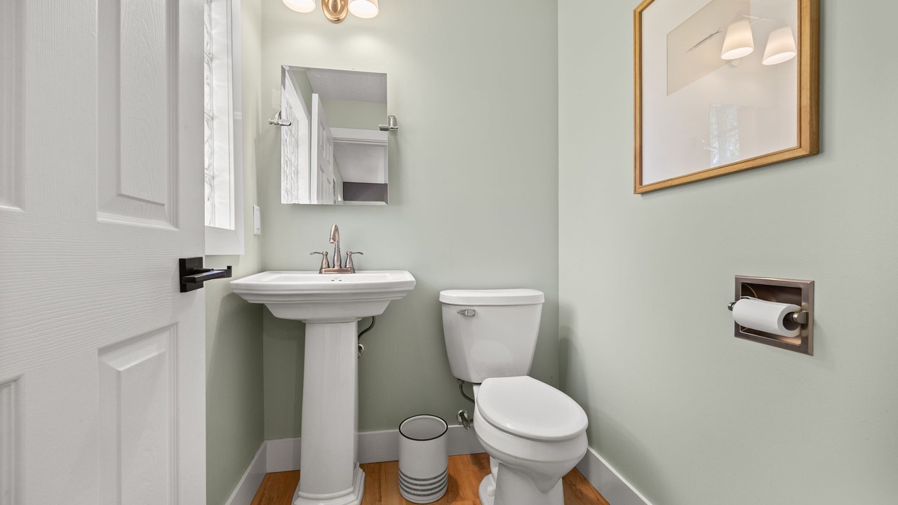 Photo of Bathroom in Mound