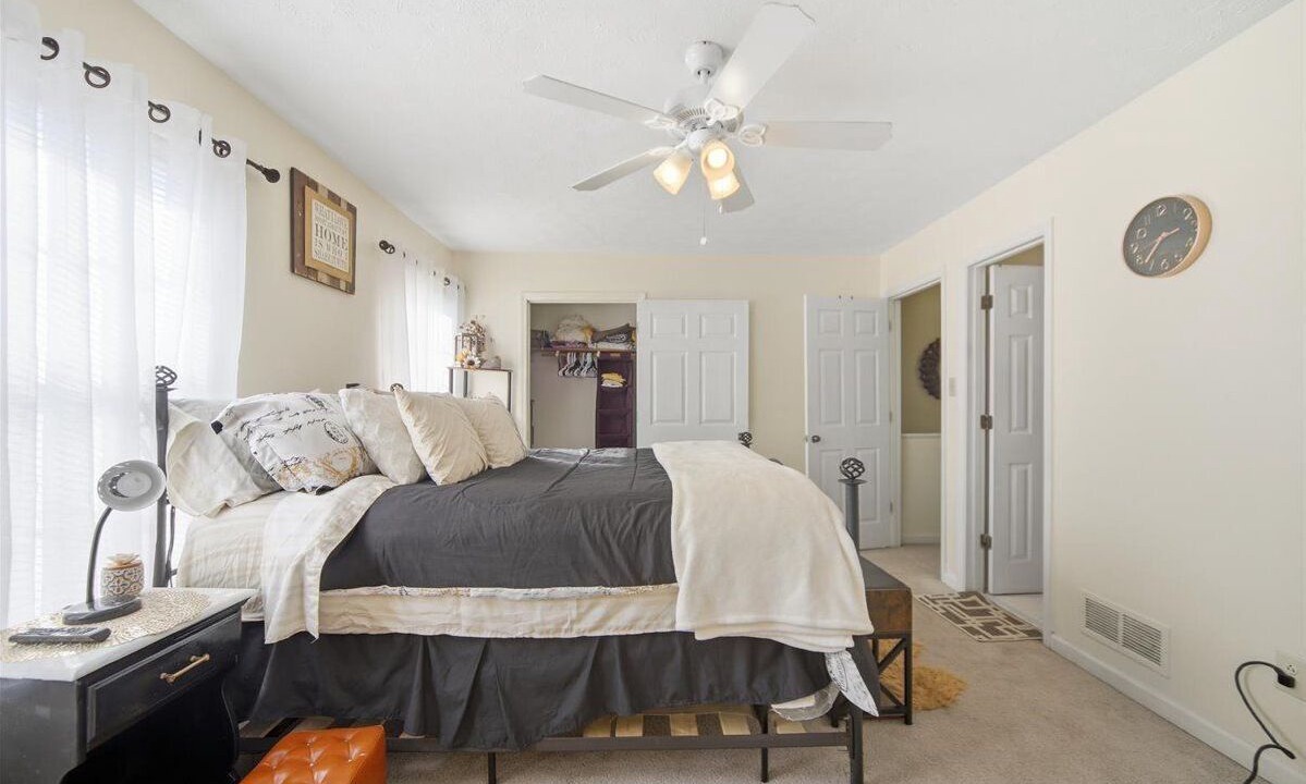 Photo of Bedroom in Stone Mountain