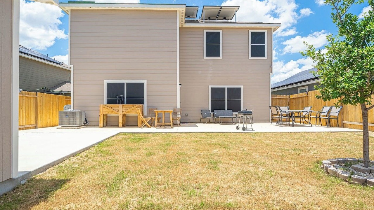 Photo of Outdoor in Medina Valley