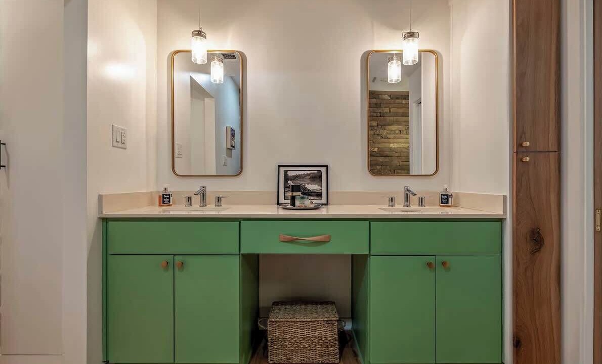 Photo of Bathroom in West Oak Hill