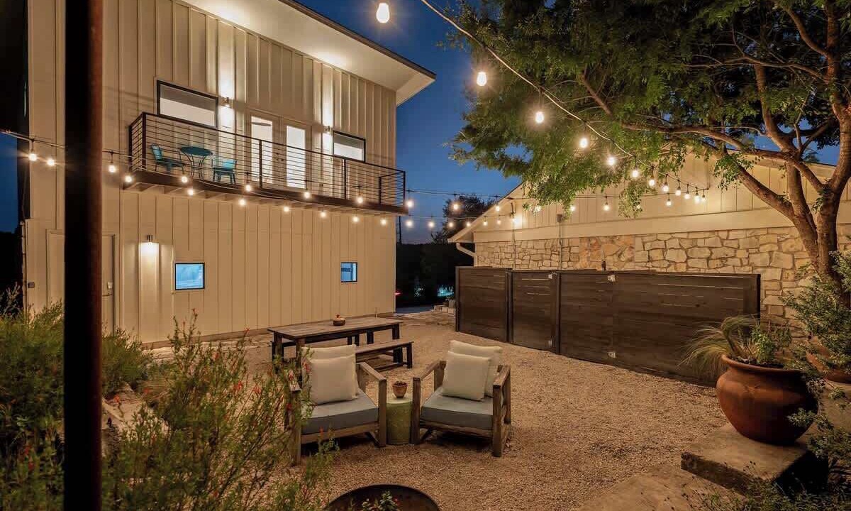 Photo of Outdoor in West Oak Hill