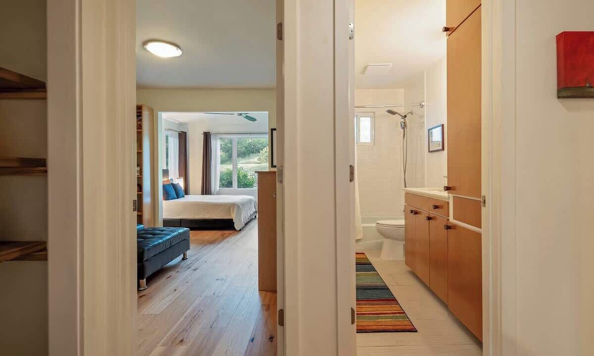Photo of Bedroom in West Oak Hill