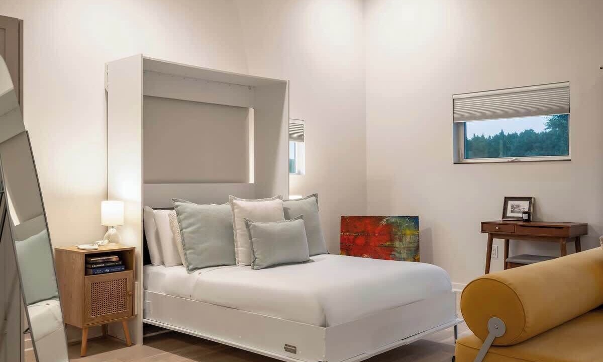 Photo of Bedroom in West Oak Hill