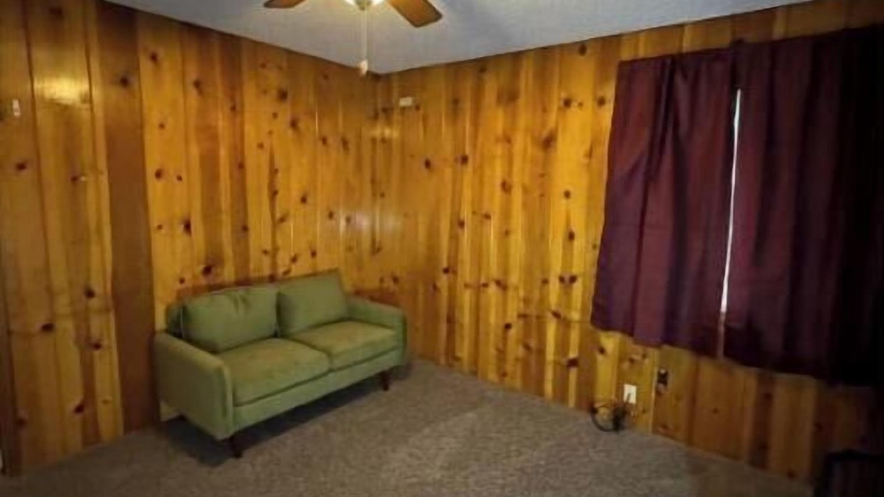 Photo of Livingroom in Crestline