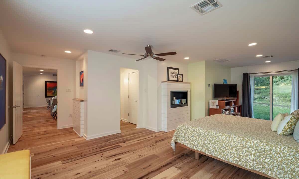 Photo of Bedroom in West Oak Hill