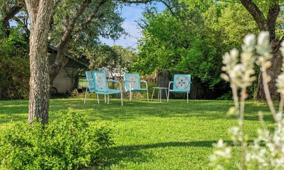 Photo of Outdoor in West Oak Hill