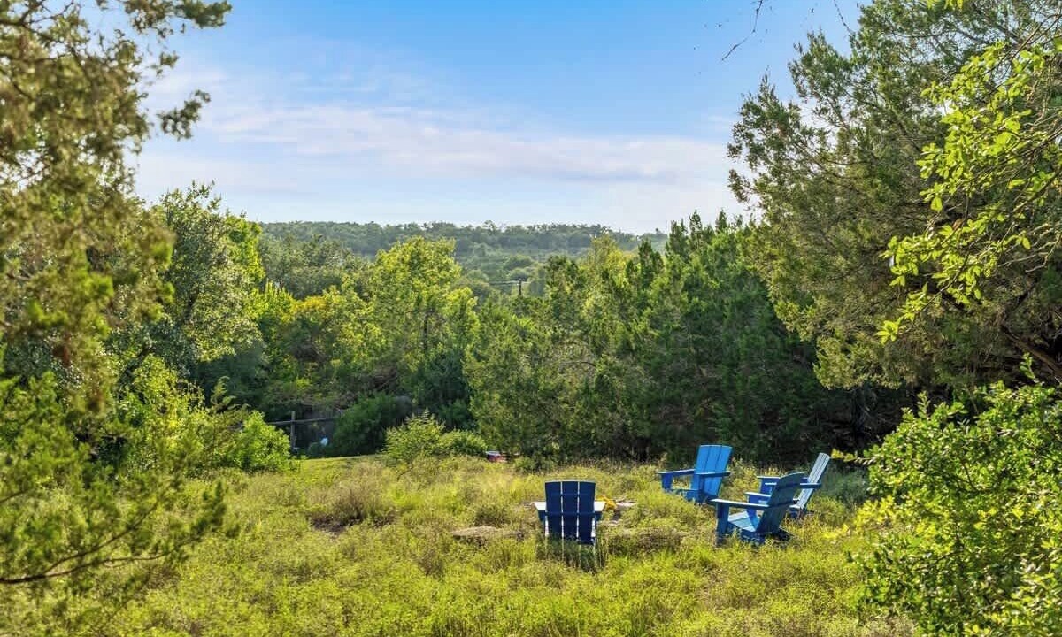 Photo of Outdoor in West Oak Hill