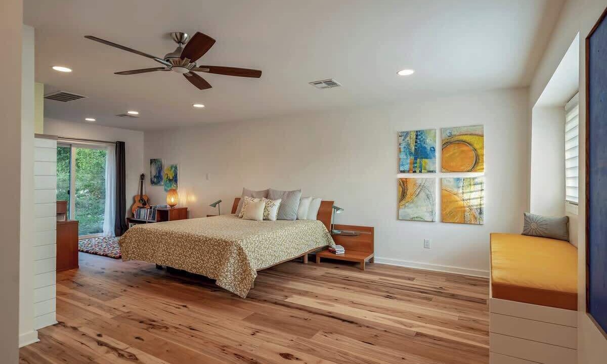 Photo of Bedroom in West Oak Hill
