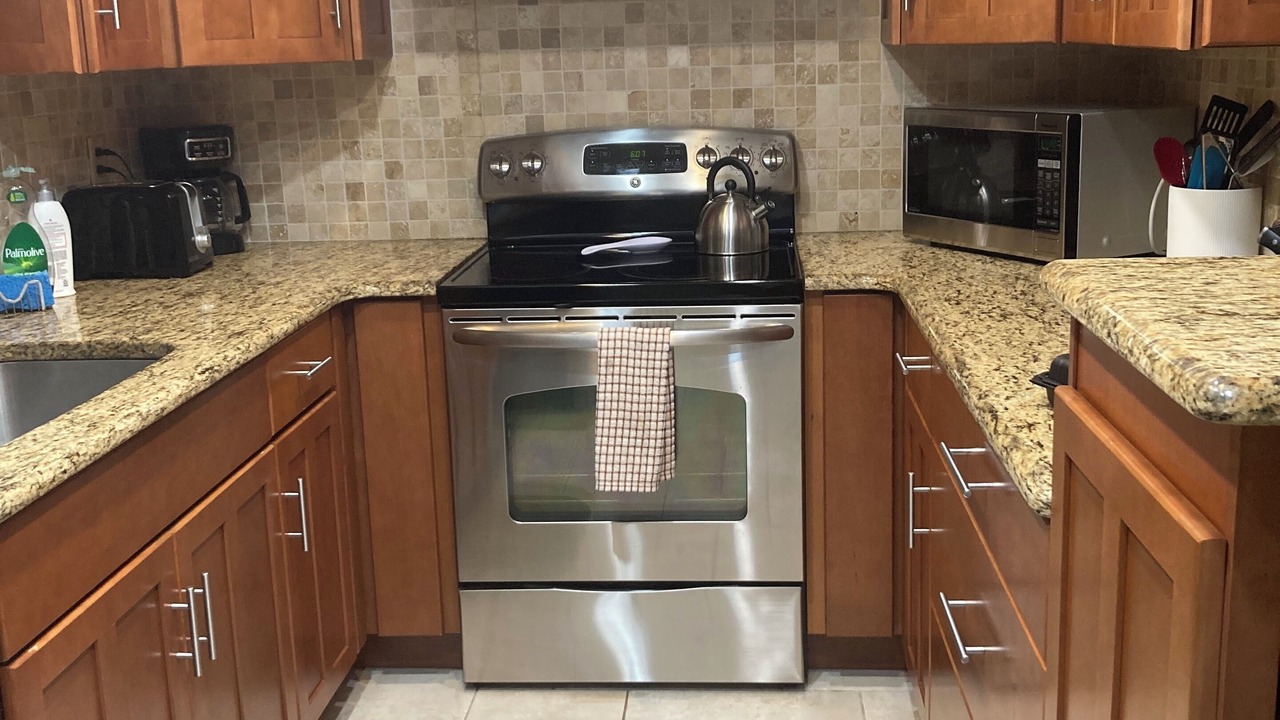 Photo of Kitchen in Gulf Gate Estates