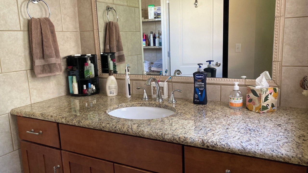 Photo of Bathroom in Gulf Gate Estates