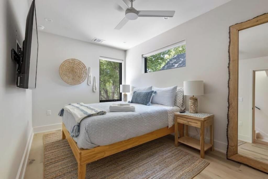 Photo of Bedroom in Holly