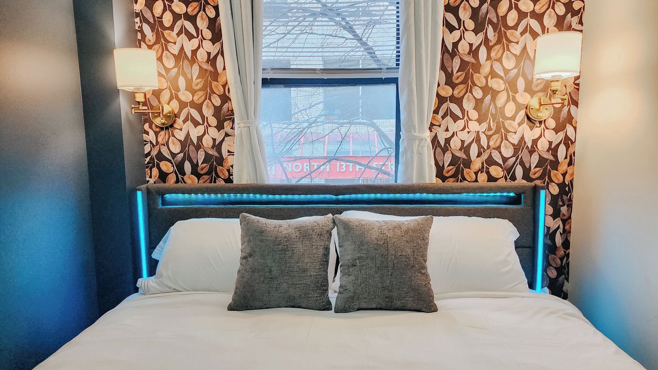 Photo of Bedroom in Chinatown