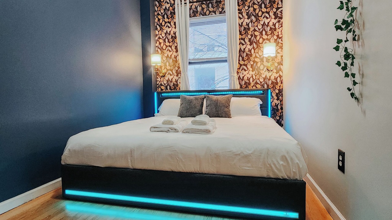 Photo of Bedroom in Chinatown