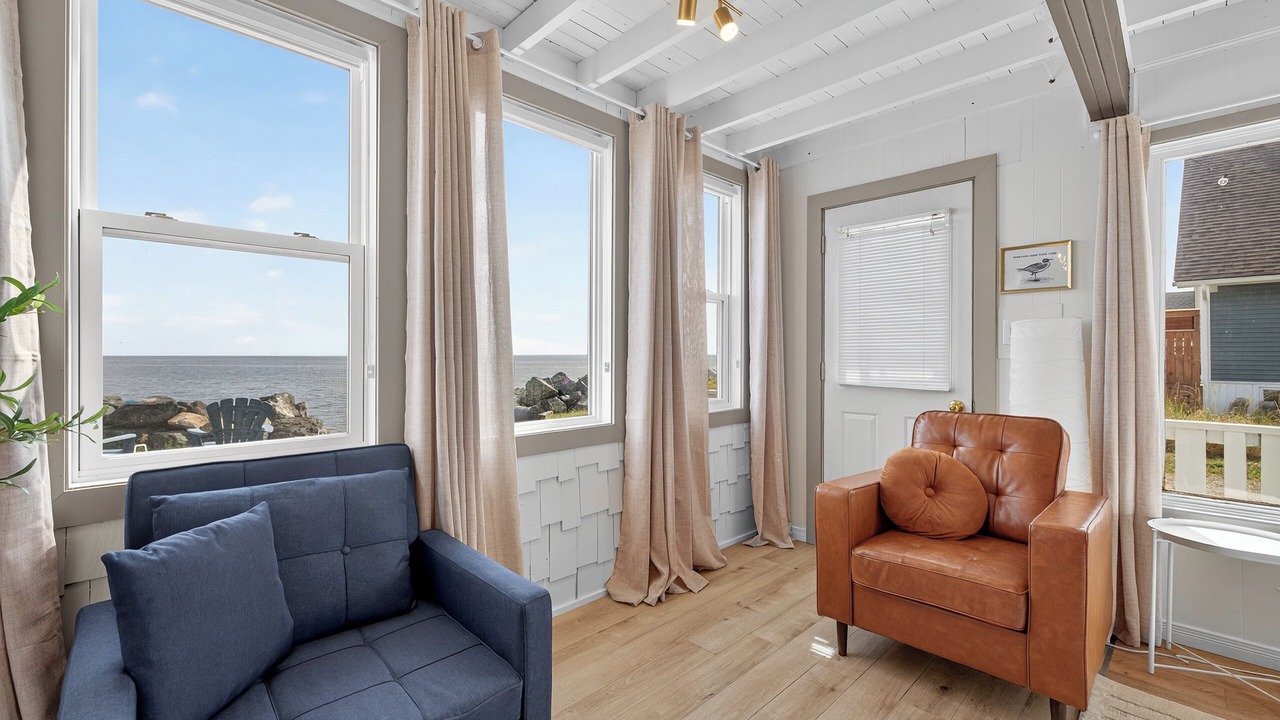 Photo of Livingroom in Gloucester County