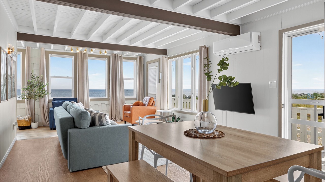 Photo of Livingroom in Gloucester County