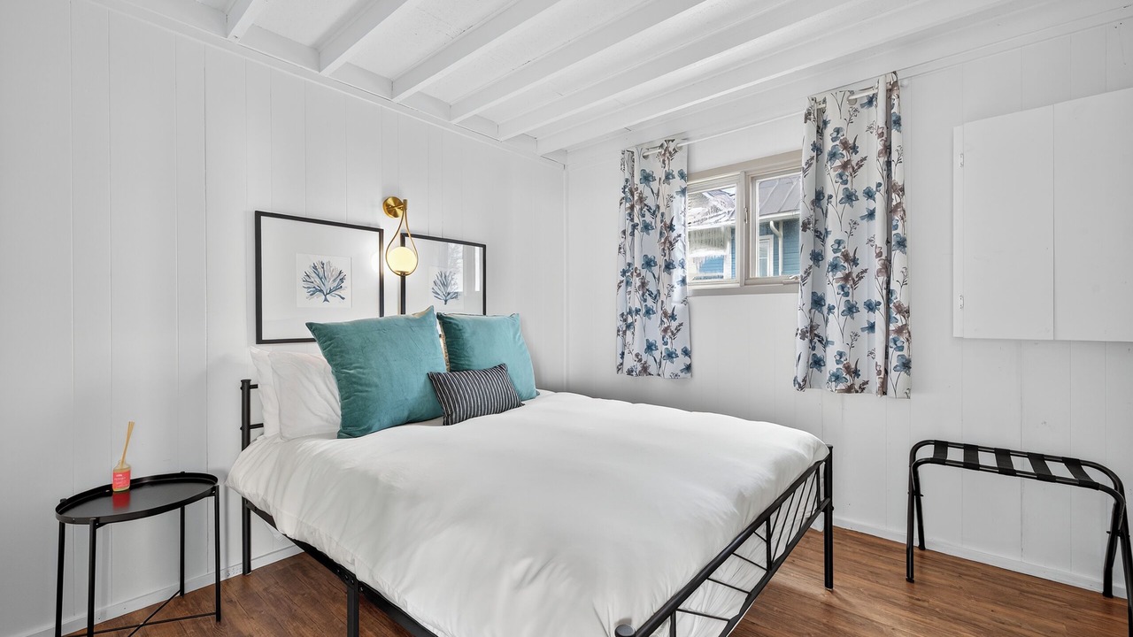 Photo of Bedroom in Gloucester County