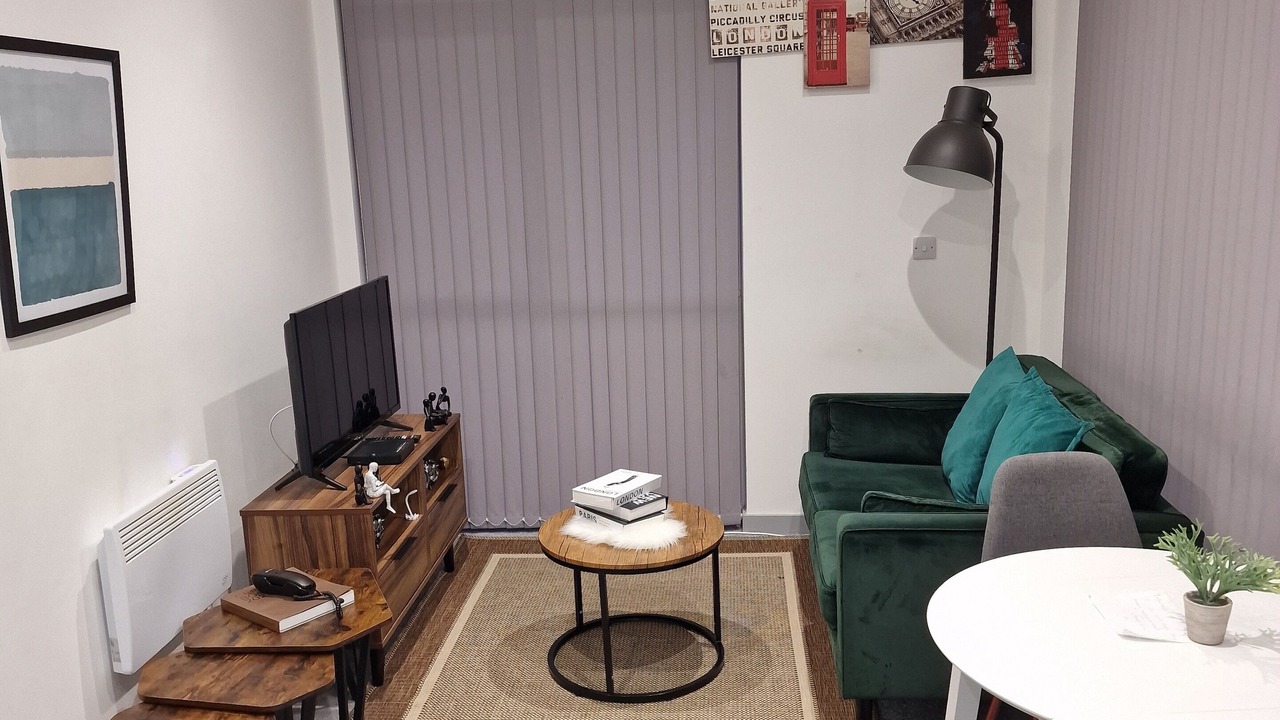 Photo of Livingroom in Brierley Hill