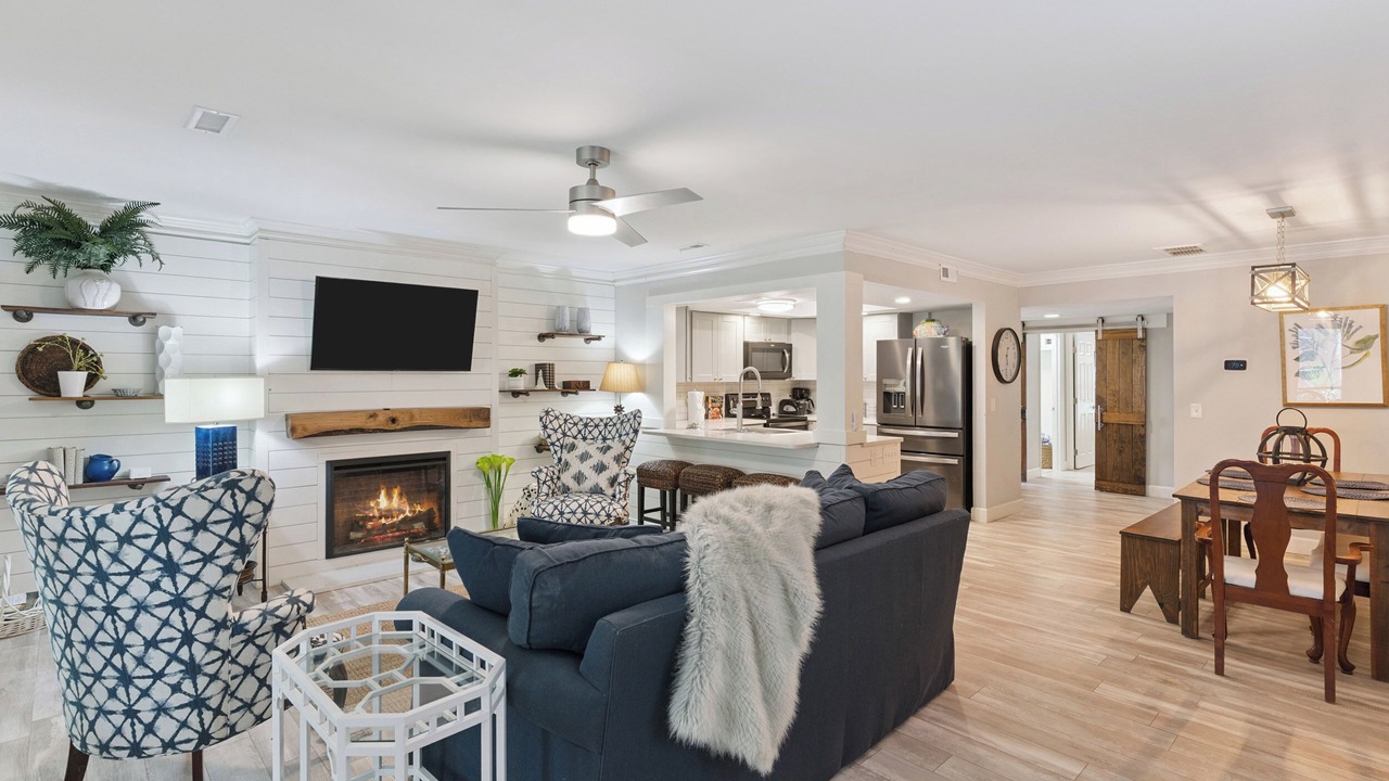 Photo of Livingroom in Epworth Acres