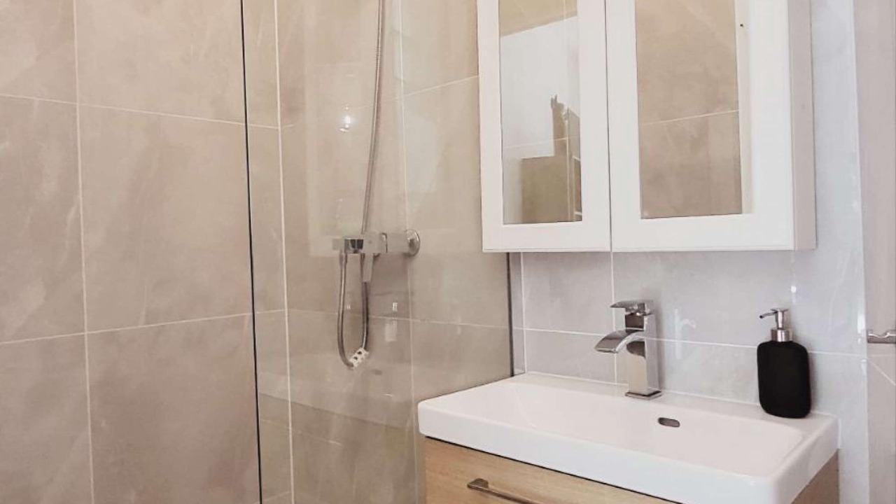 Photo of Bathroom in Le Plessis-Robinson