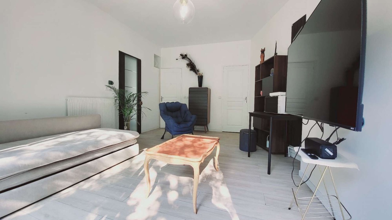 Photo of Livingroom in Le Plessis-Robinson
