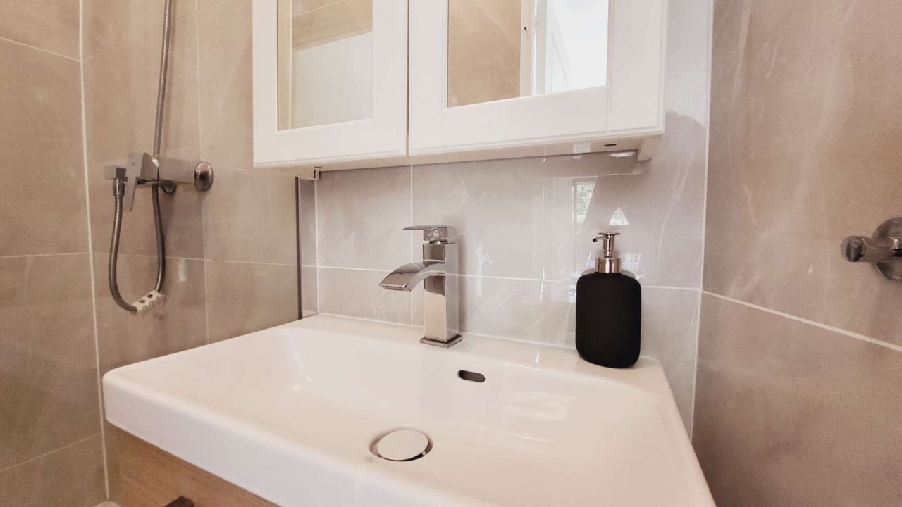 Photo of Bathroom in Le Plessis-Robinson