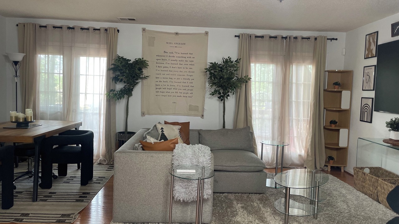 Photo of Livingroom in Walker Mill