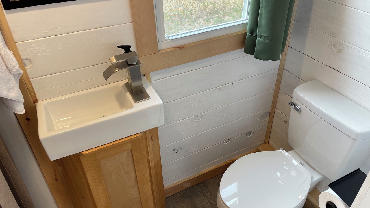 Photo of Bathroom in Walker