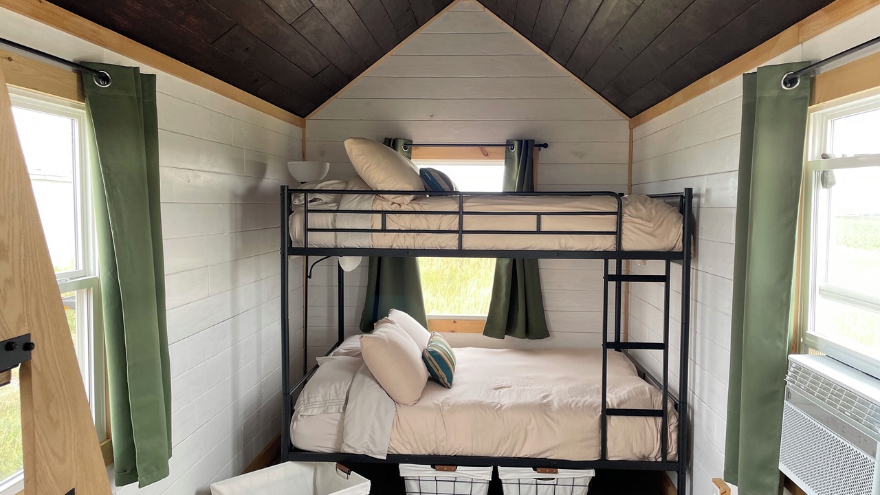 Photo of Bedroom in Walker