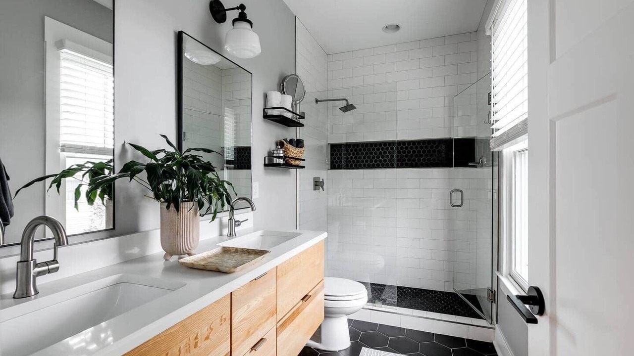 Photo of Bathroom in Church Hill