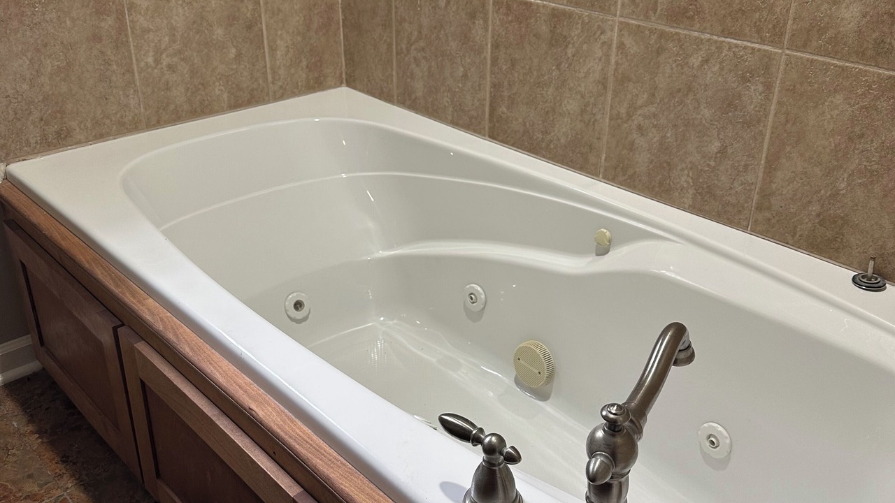 Photo of Bathroom in Benton