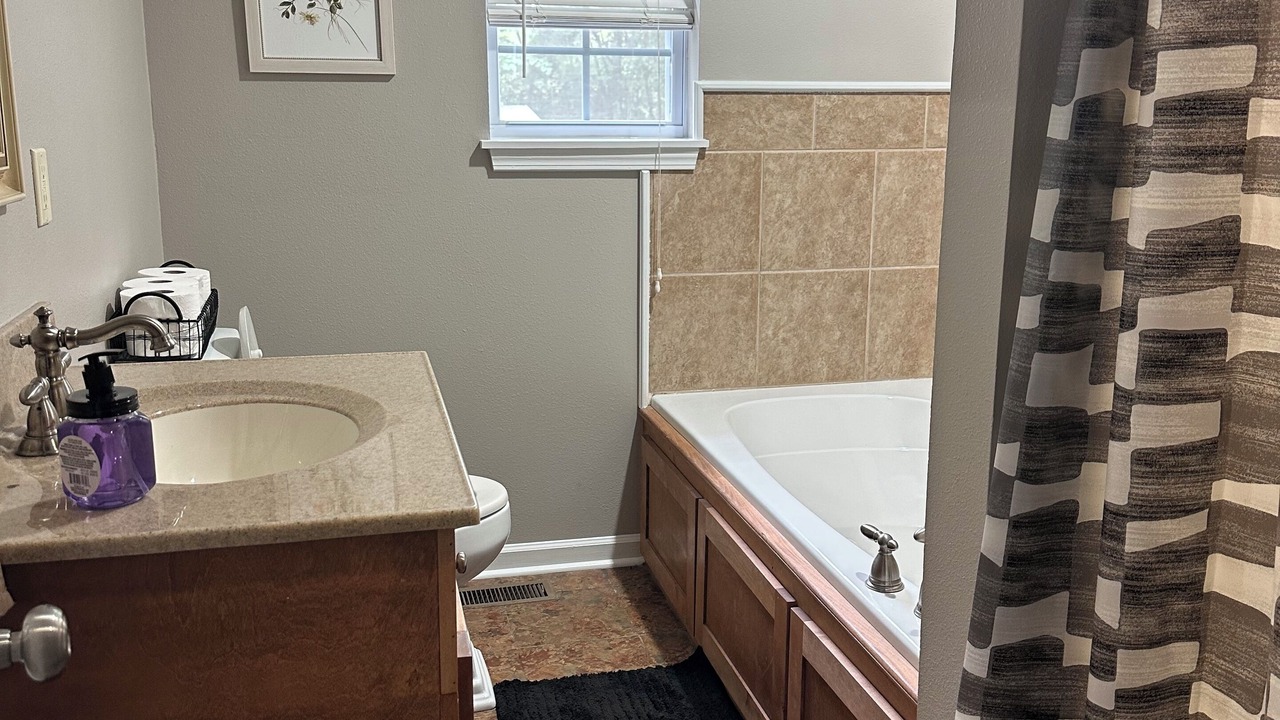 Photo of Bathroom in Benton