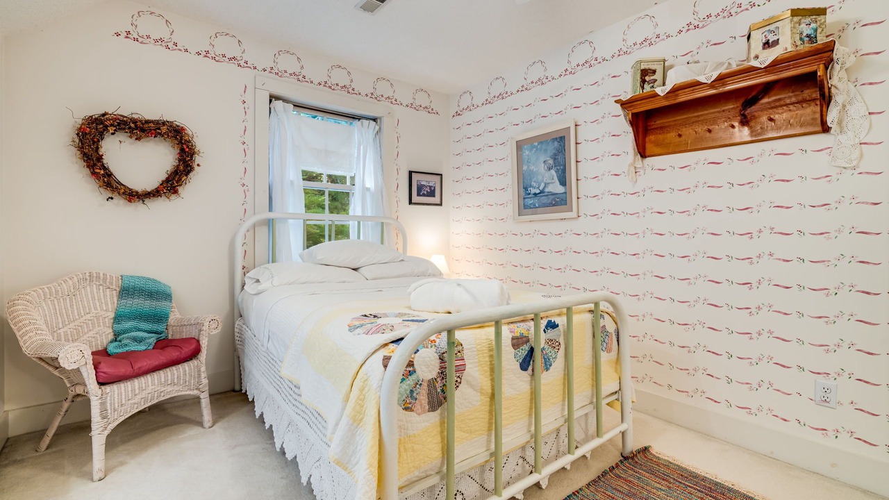 Photo of Bedroom in Rambling Ridge