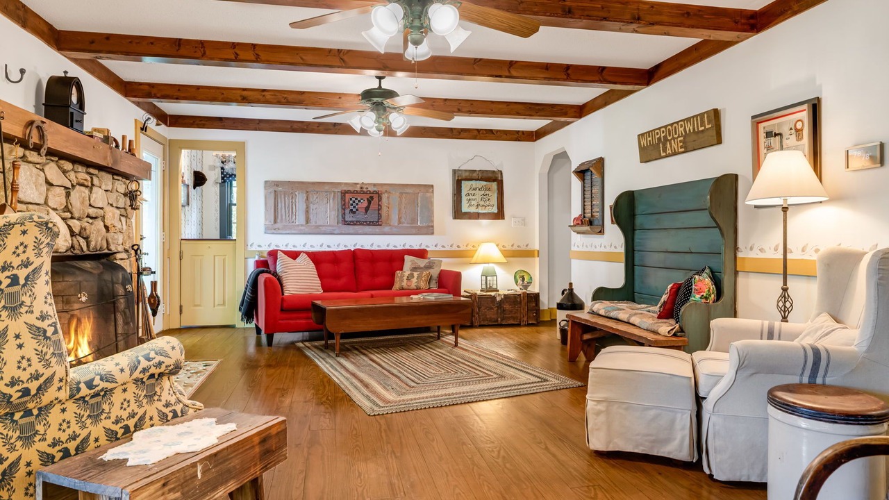 Photo of Livingroom in Rambling Ridge