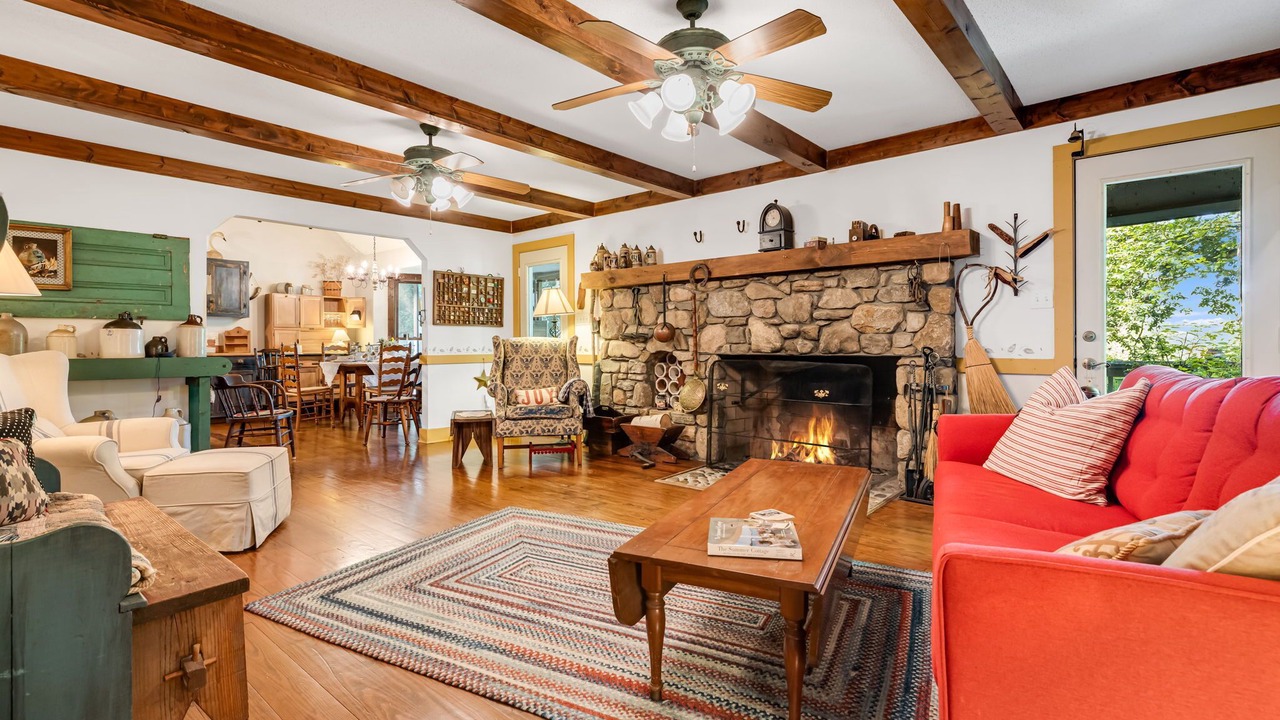 Photo of Livingroom in Rambling Ridge
