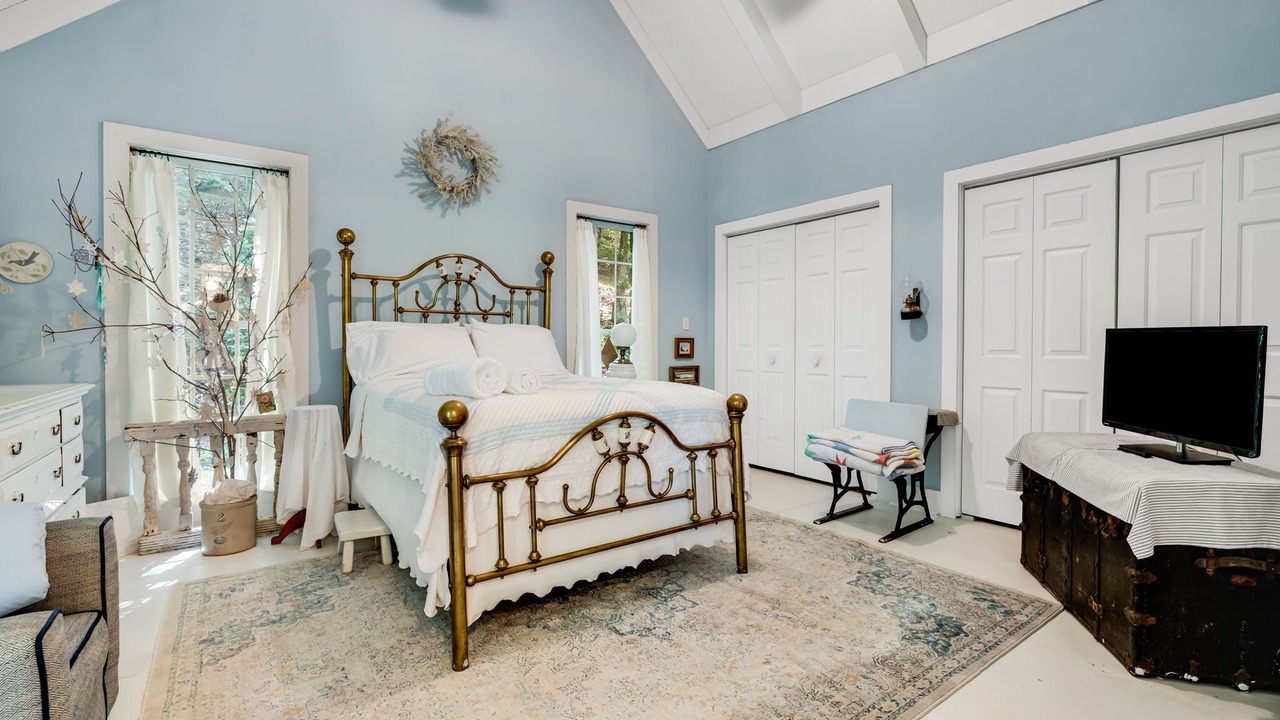 Photo of Bedroom in Rambling Ridge