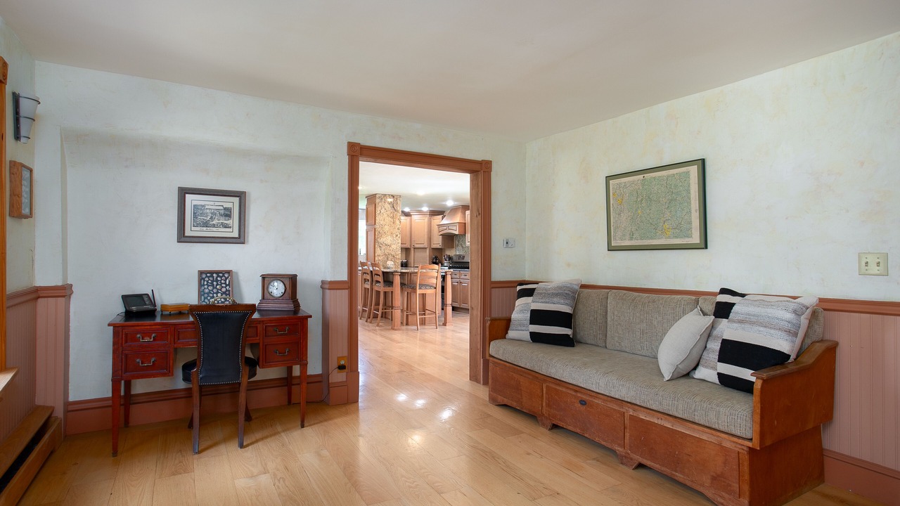 Photo of Livingroom in Sand Lake