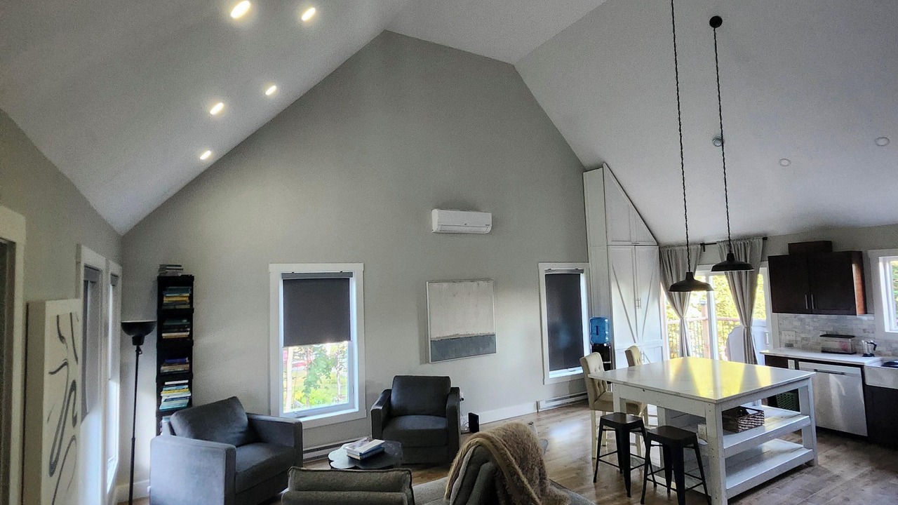 Photo of Livingroom in Halifax County