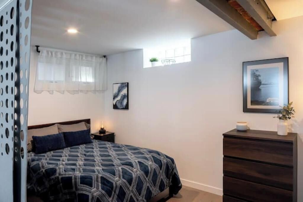 Photo of Bedroom in Southeast Magnolia