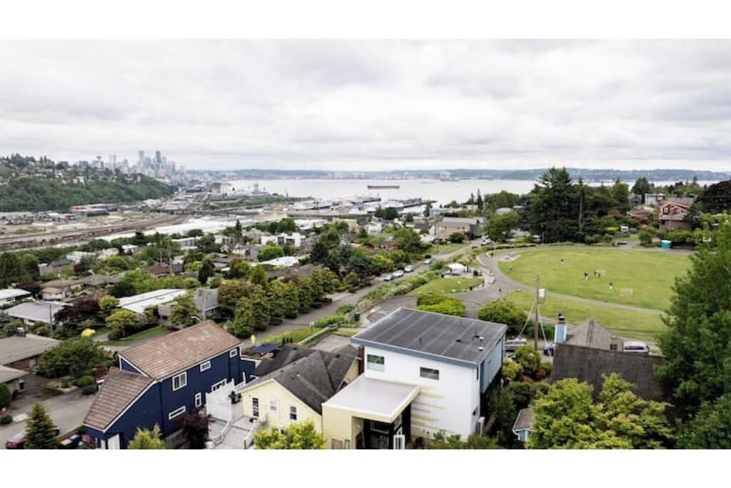 Photo of Outdoor in Southeast Magnolia