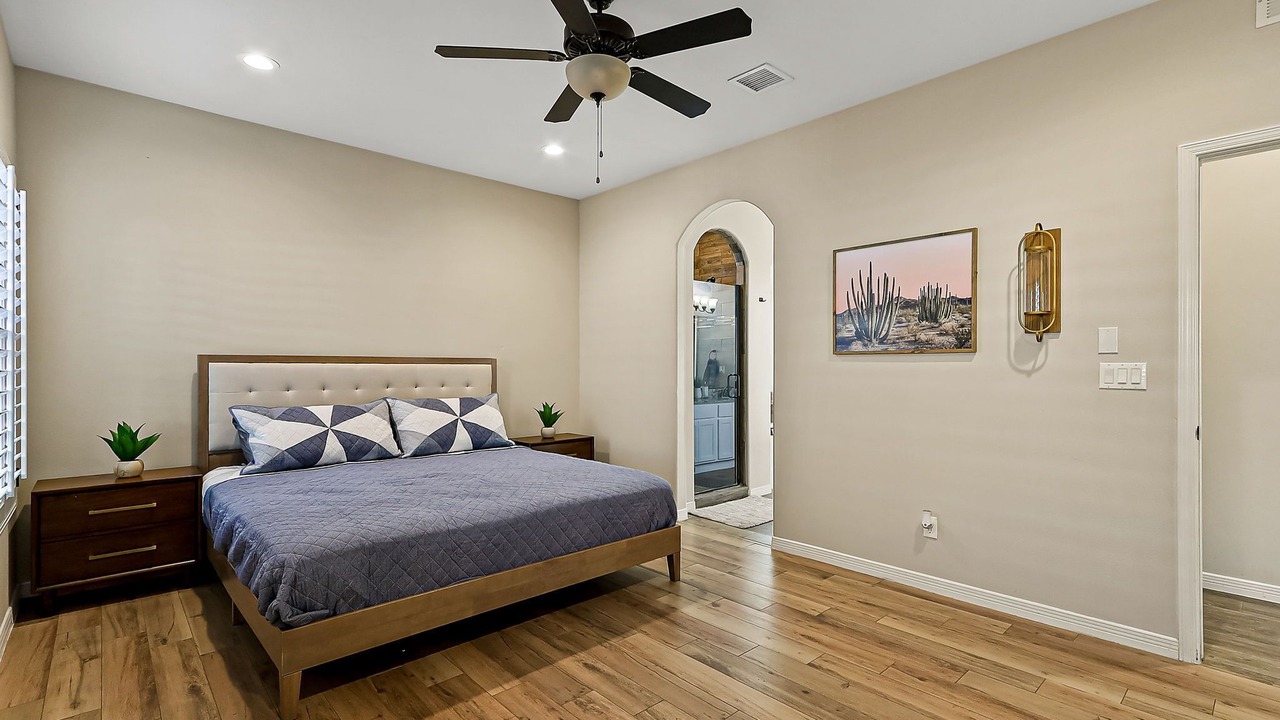 Photo of Bedroom in Biggs Field