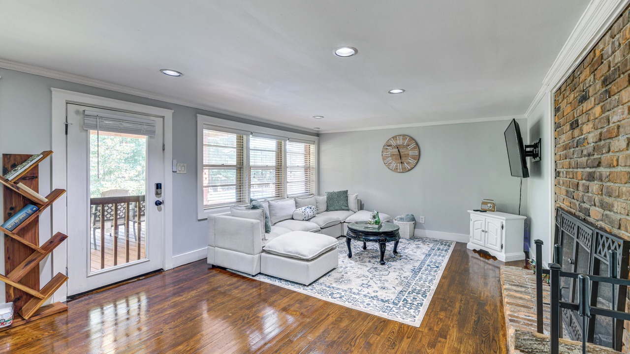 Photo of Livingroom in Newnan