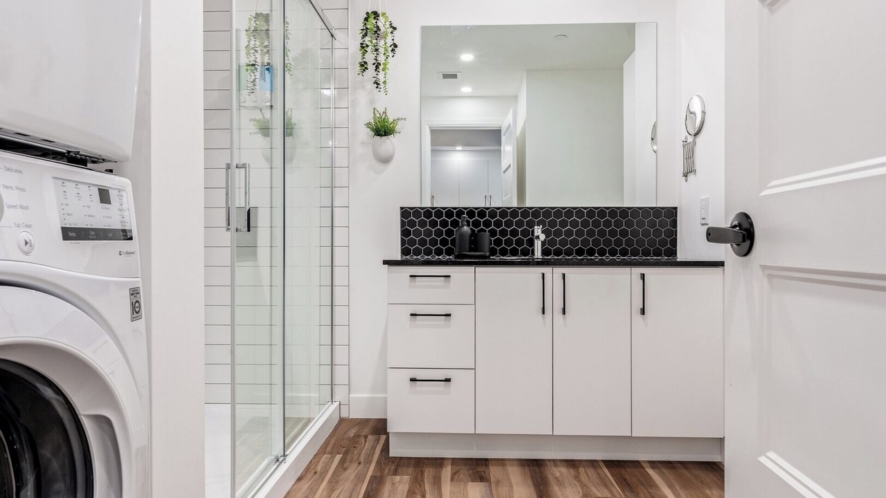 Photo of Bathroom in Saint-Roch