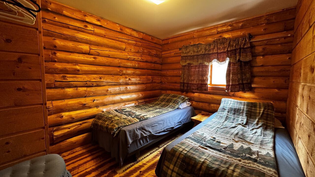 Photo of Bedroom in Crystal Falls