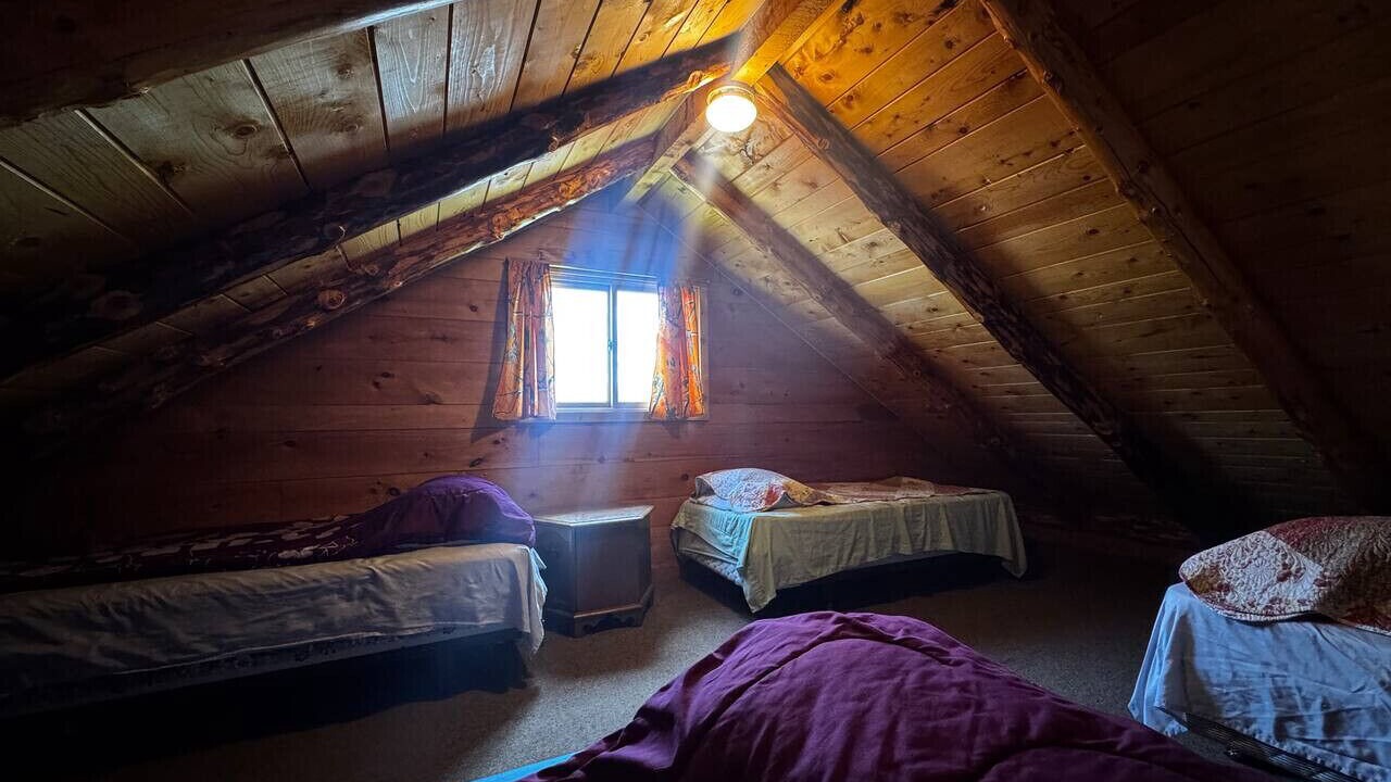 Photo of Bedroom in Crystal Falls