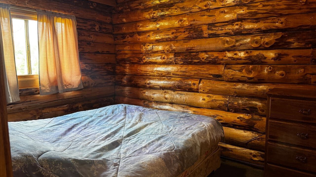 Photo of Bedroom in Crystal Falls