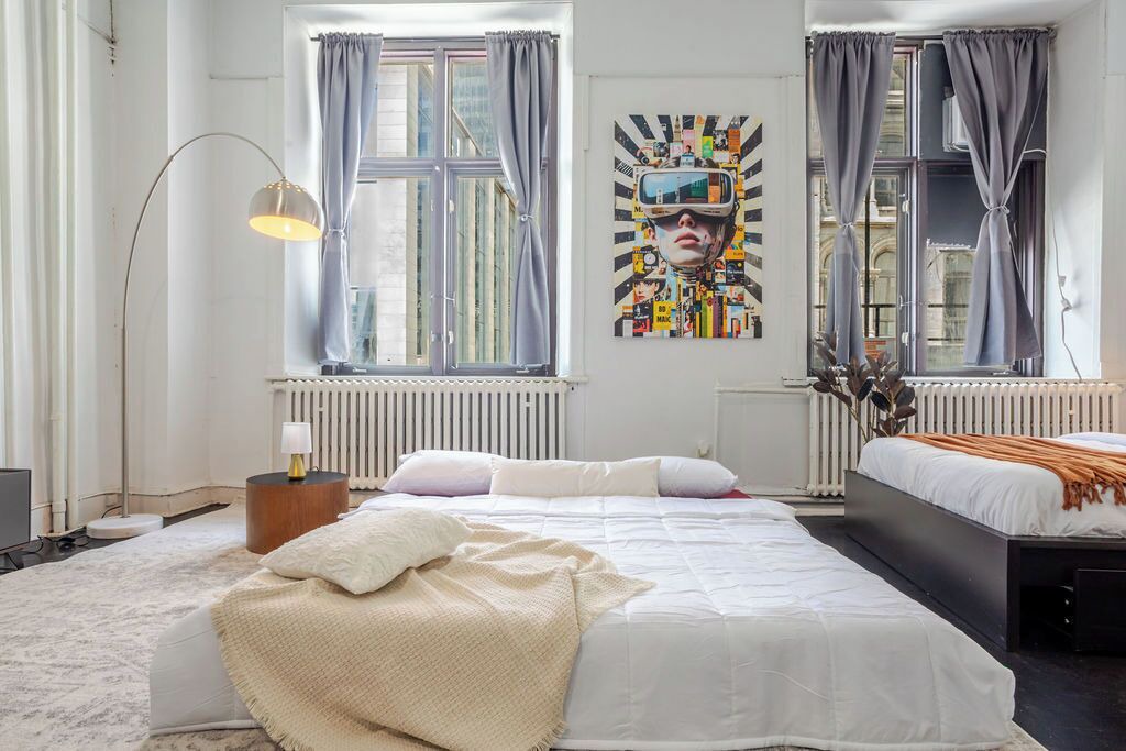 Photo of Bedroom in International District