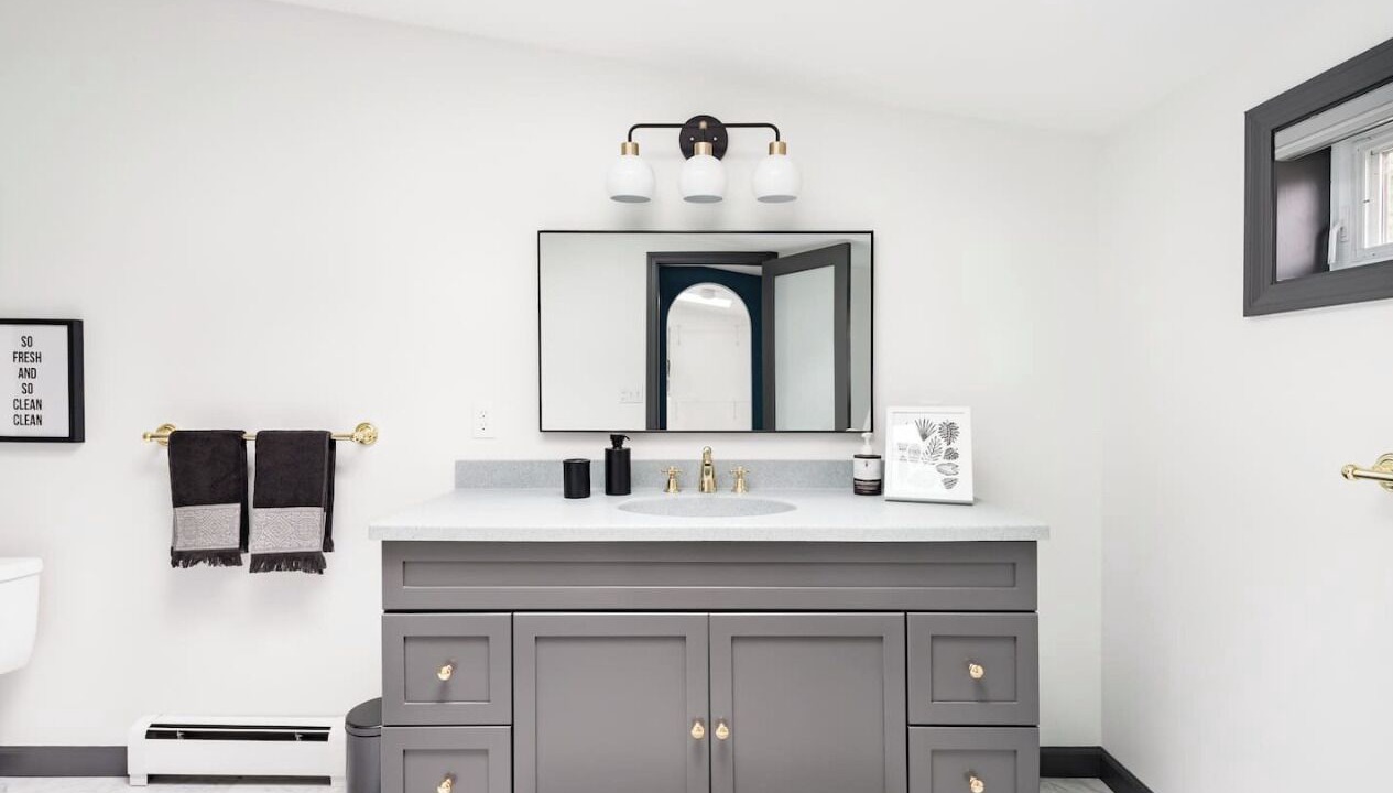 Photo of Bathroom in Malletts Bay