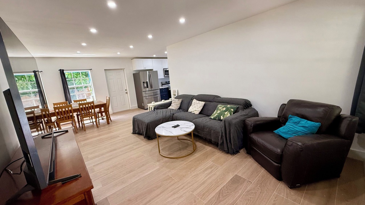 Photo of Livingroom in North Miami Beach